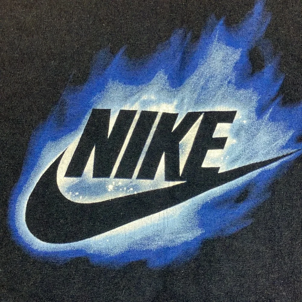 VTG Y2K Nike‎ “Go Like Hell” Flaming Center Swoosh Logo T Shirt Men’s size L